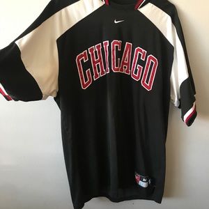 Vintage Style Chicago Bulls Shirt